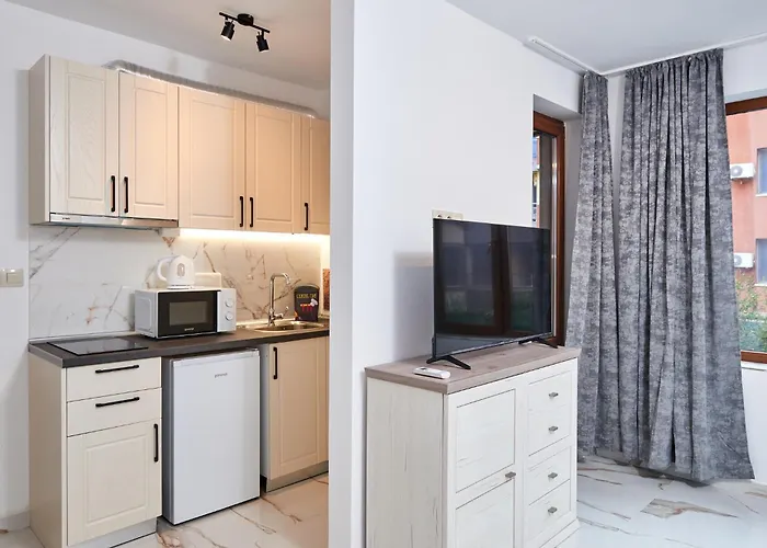 アパート радина ポモリエ