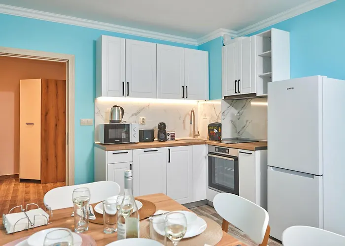 радина Поморие